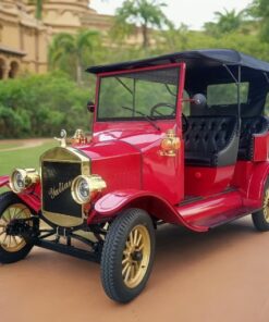 Sightseeing New Energy Red Vintage Car